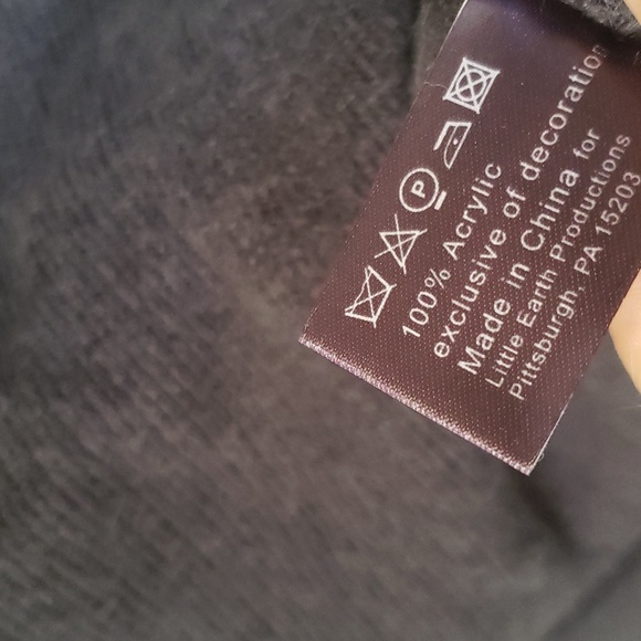 Sharks dip dye poncho nwt one size - Picture 5 of 5